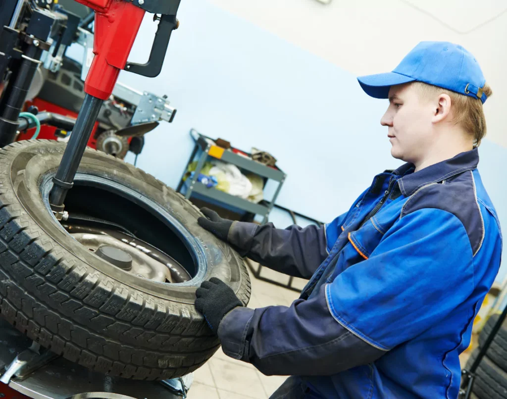 Tyre Inspection & Replacement​